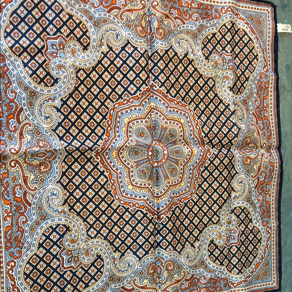 Vintage Paisley Silk Scarf - Picture 6 of 7